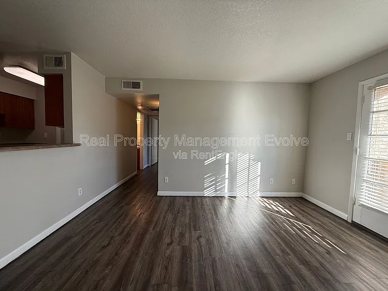 5995 N 78th St #1062 — Photo 9