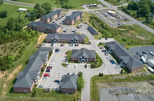 Greenbrier Apartments — Photo 21