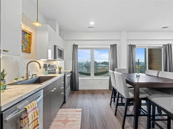 4361 S Congress Ave Unit 402, Austin, TX 78745