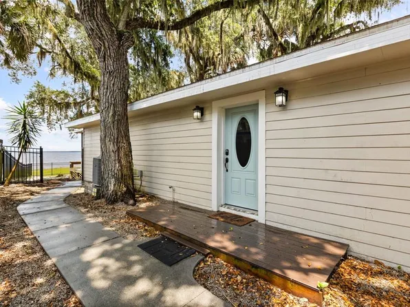 2462 Fort Lane Rd, Geneva, FL 32732