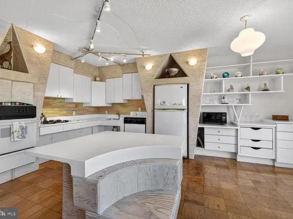 2100 Washington Ave APT 6A, Silver Spring, MD 20910