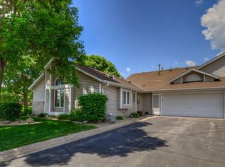 9104 Yancey Ln N, Brooklyn Park, MN 55443