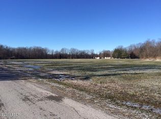 7234 Spillway Rd, Carbondale, IL 62902