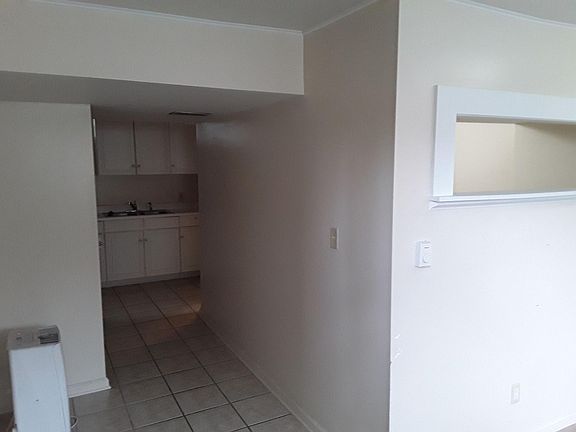 3rd image of 268 W 5th Ave