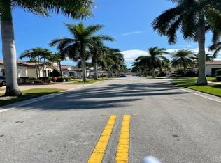 8491 NW 40th St, Hollywood, FL 33024