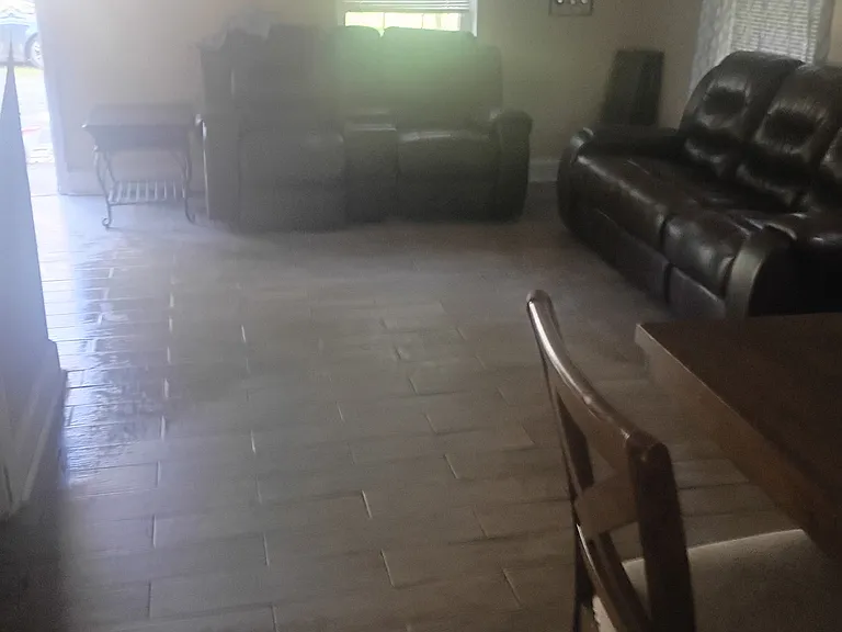 1069 Boulevard Ave — Photo 3