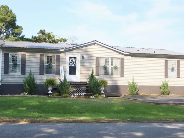 1625 Oak St, Russellville, AL 35654