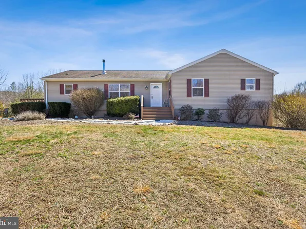 1245 Parish Rd, Reva, VA 22735