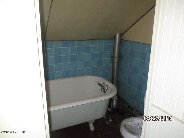 2nd image of 70 S Sprague St
