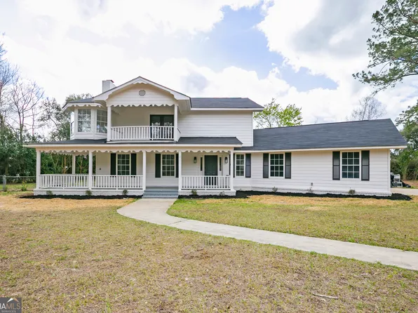 2501 Photonia Ave, Jesup, GA 31546