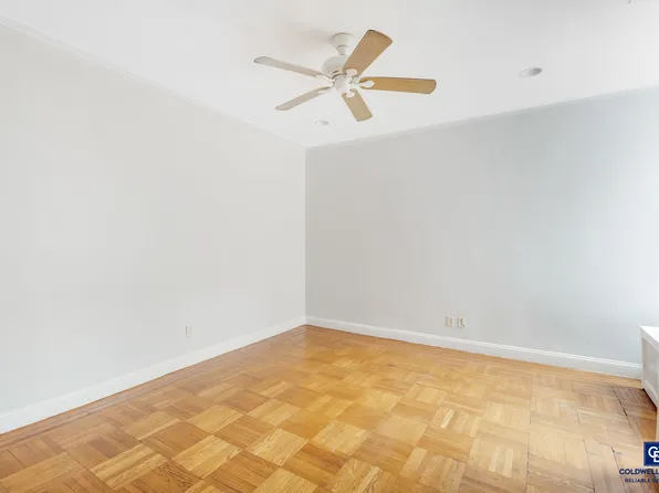 2913 Foster Avenue 6H image 2 of 9
