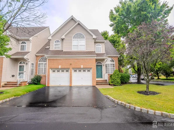 1101 Cottonwood Ct, North Brunswick, NJ 08902