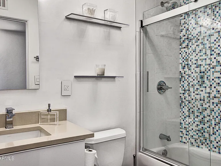 7034 E Wilshire Dr — Photo 14