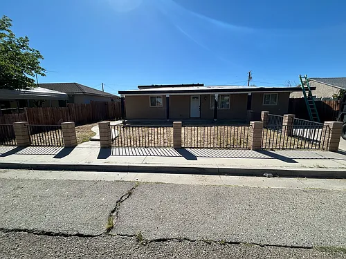233 N Fairview St Photo 1