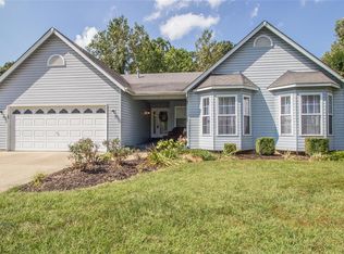 17 Winding Oaks Cir, O'Fallon, MO 63366