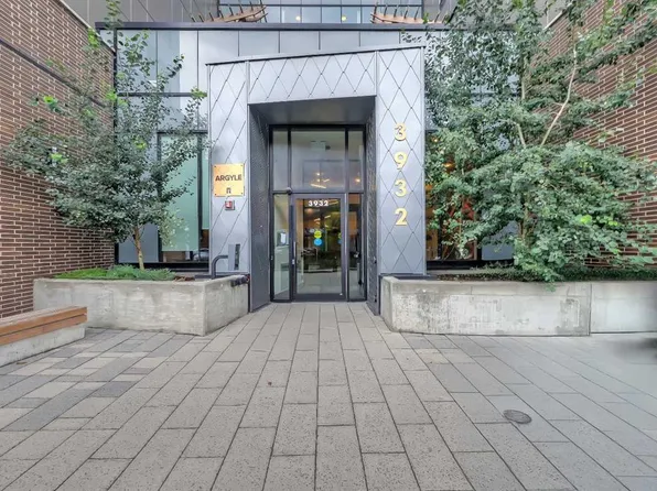 3932 S University Ave NW #623, Calgary, AB T3B 6N7