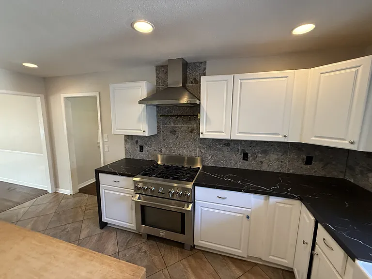 3525 Cripple Creek Dr — Photo 11