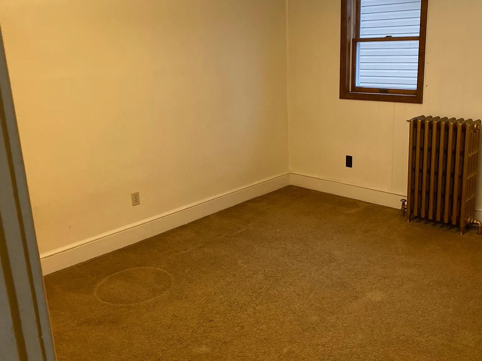 2 bed, 1250 sqft, $1,200 — Photo 4