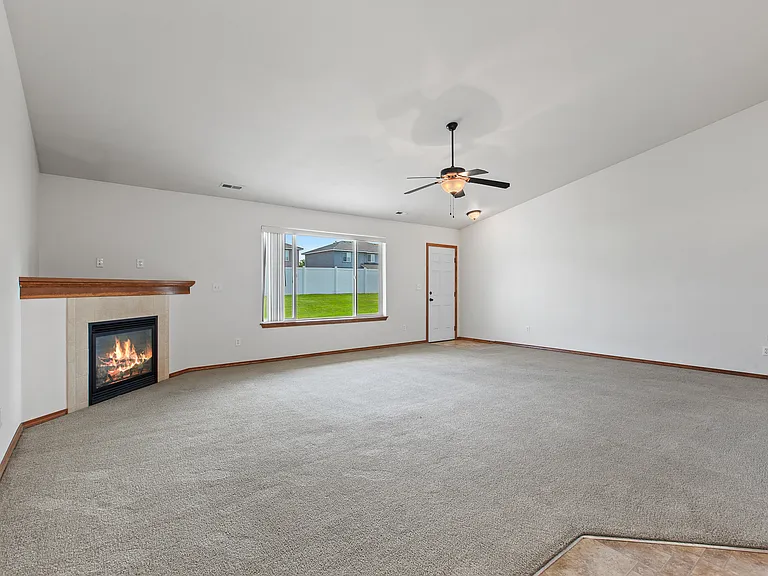1226 N Bell St #1226B — Photo 9