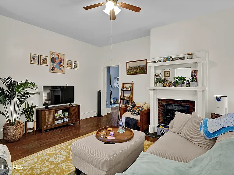 422 S 5th Ave #1 — Photo 7