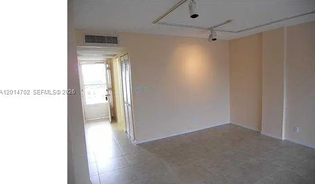 Royal Park Condo — Photo 3