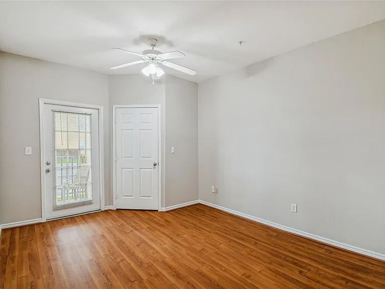 4307 Bayside Village Dr #104 — Photo 22