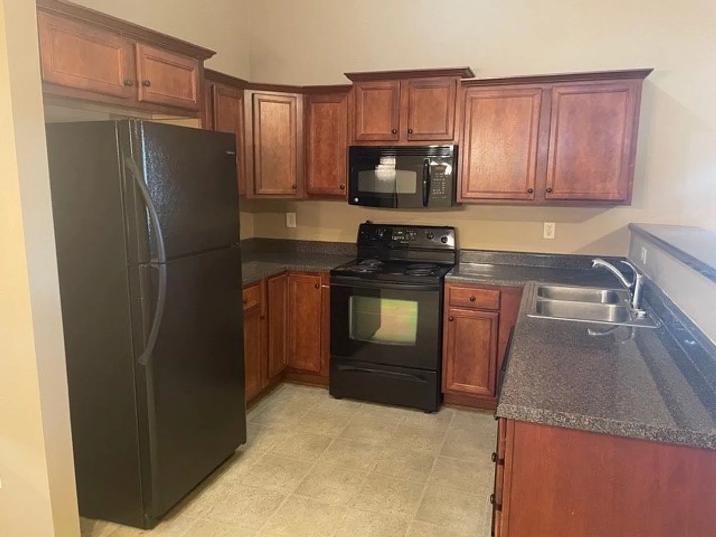 For Rent — Photo 4