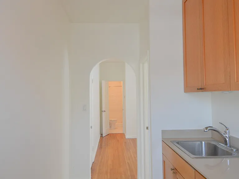 424 N Ogden Dr #6 — Photo 17