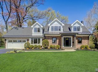 301 Meadowbrook Ave, Ridgewood, NJ 07450