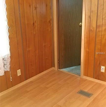 4th image of 27620 Nancy Ave