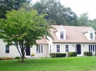 4 Banbury Dr, Westford, MA 01886