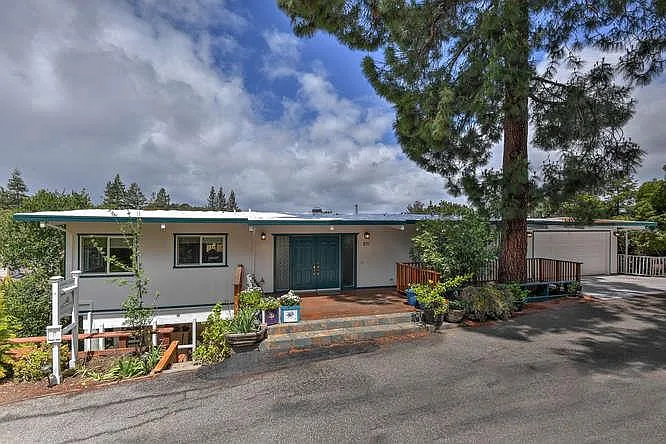 931 Matts Ct photo 1