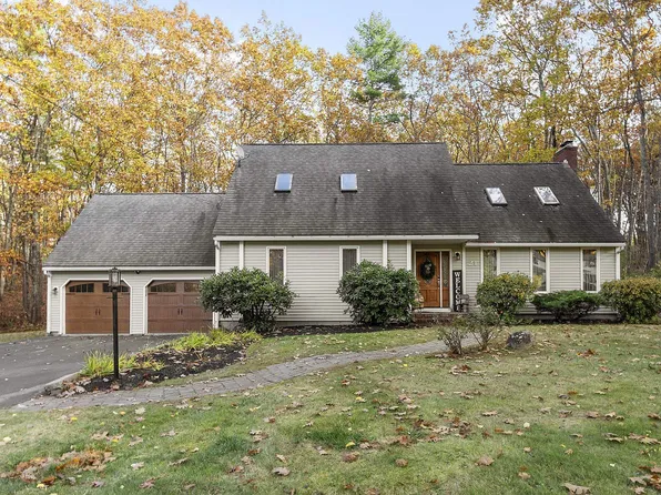 21 Teague Drive, Salem, NH 03079-1261