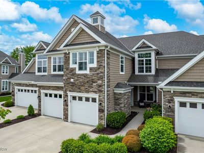 32725 Signature Pkwy, Avon Lake, OH, 44012