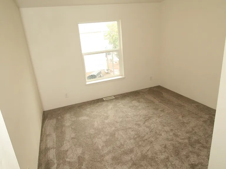 49 N 3820 W — Photo 16