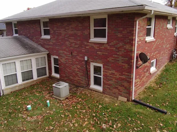 3830 Horn Ave, Alton, IL 62002