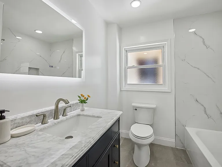 20 Edgar St — Photo 19