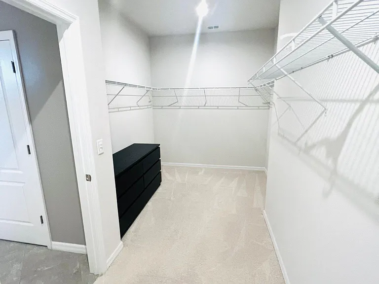11321 Leland Groves Dr — Photo 29