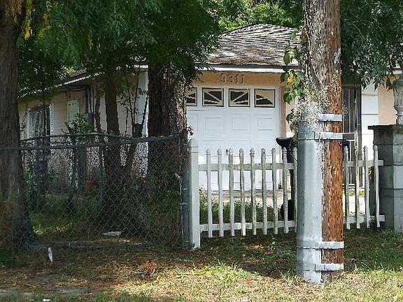 3rd image of 9311 N 19th St