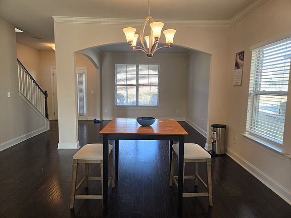 3rd image of 1542 Westbury Park Ct