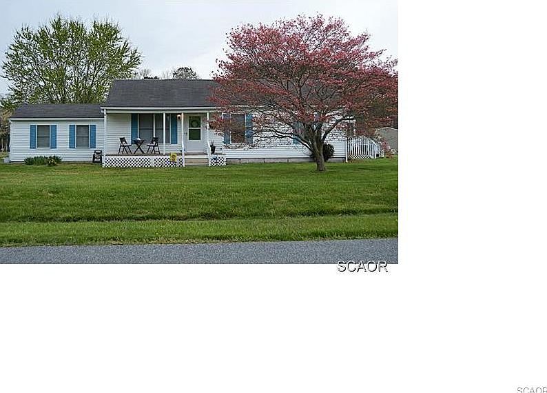 1st image of 36207 Helen Ln