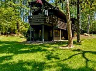 862 Lakeshore Dr, Brookeland, TX 75931
