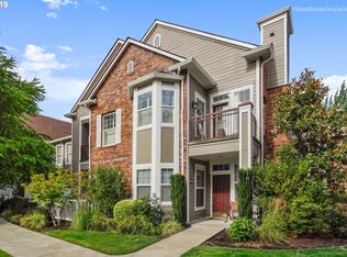 1231 NE Horizon Loop UNIT 201, Hillsboro, OR 97124