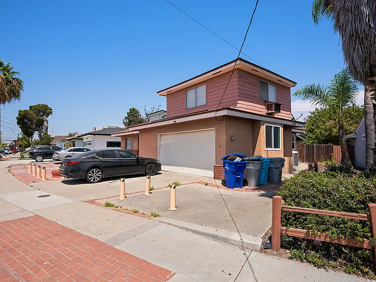 5039 Campanile Dr — Photo 3