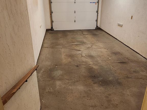 Attached garage (door enters into kitchen area)