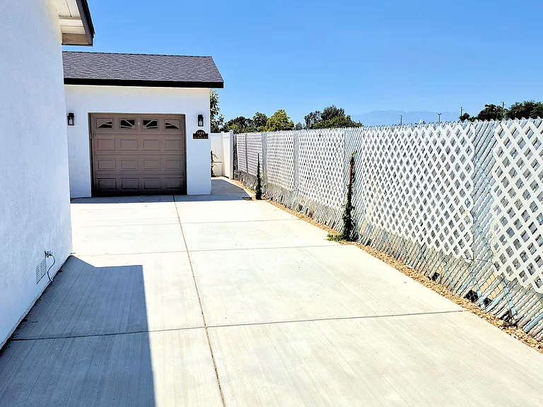1409 De Anza St #2 — Photo 11