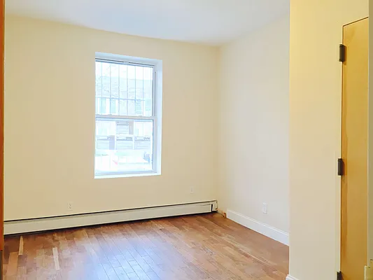 Sold by Matthew Gros-Werter, LREB  | media 23