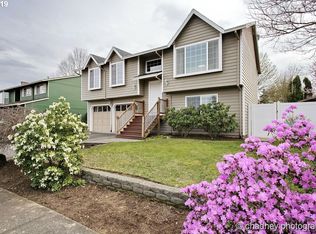 476 NW 25th St, Gresham, OR 97030