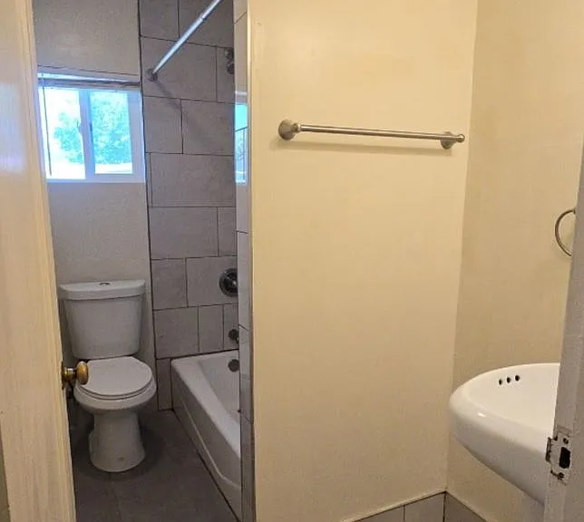 638 Nevada St — Photo 18