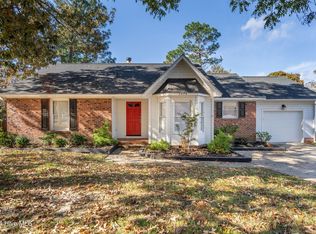 7474 Fairpoint Dr, Fayetteville, NC 28314